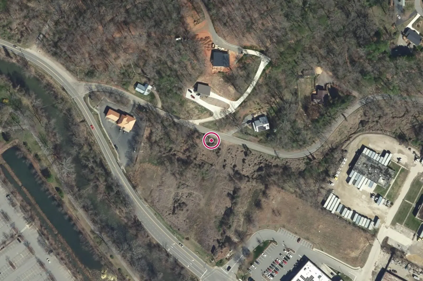 Aerial view around 21 Governors View Road, with a circle at the address.